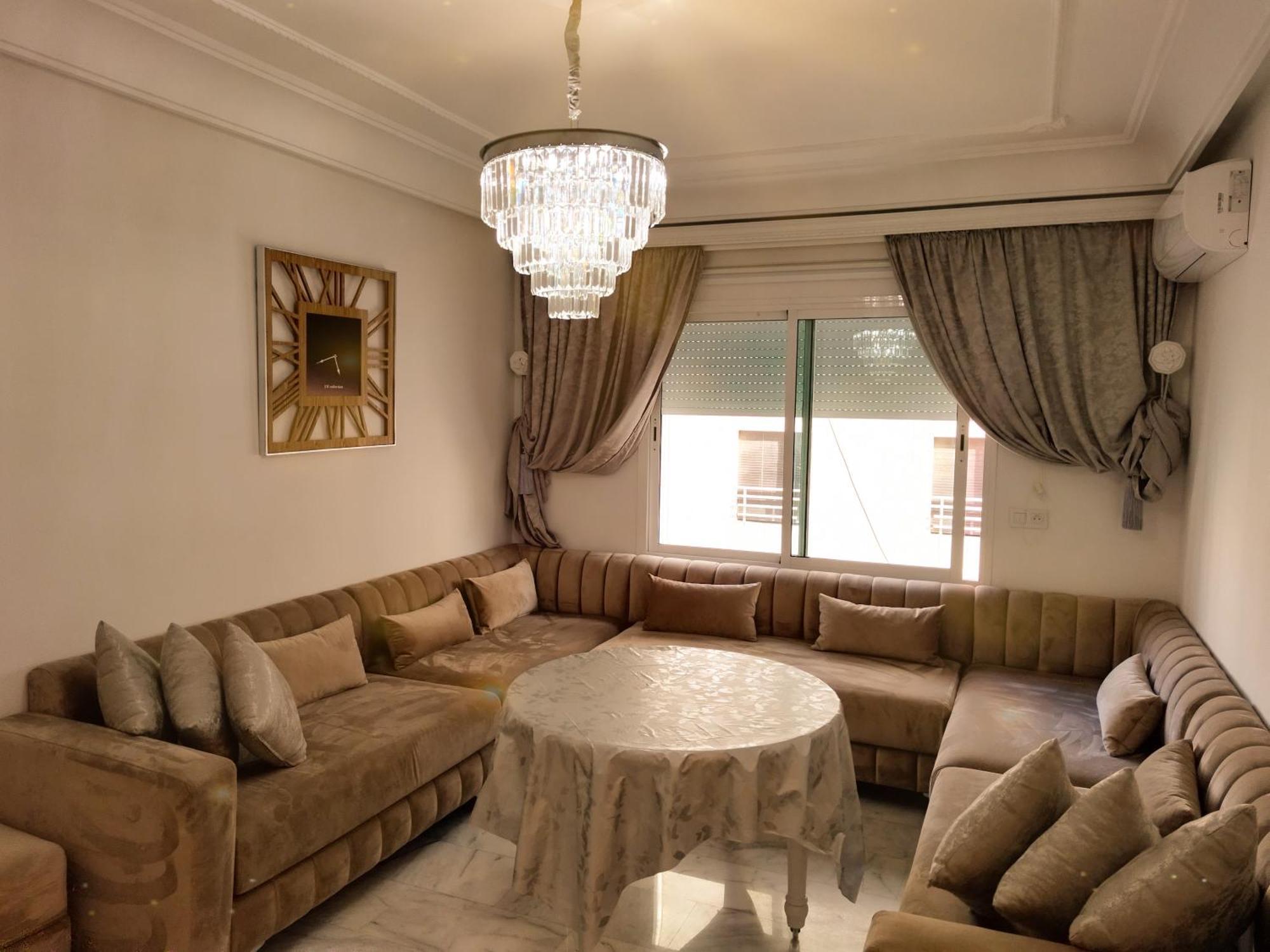 Incroyable Appartement A Playa Enface Cafe Sky 17 Tangier Bagian luar foto
